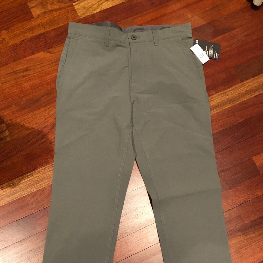 Gap Hybrid Khakis